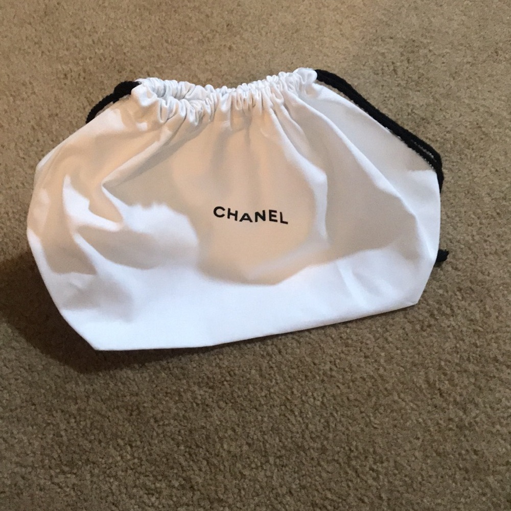 🌸NEW🌸 Chanel Drawstring Bag - Picture 7 of 7